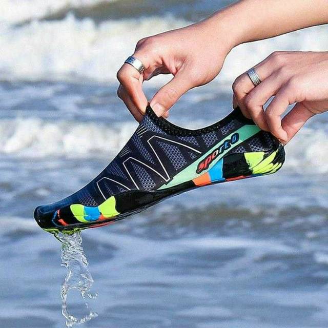 Sepatu Pantai Olahraga Air Murah Terbaik Sepatu Pantai Beach Shoes Sepatu Mancing Slip on Untuk Anti Batu Karang Pria Atau Wanita