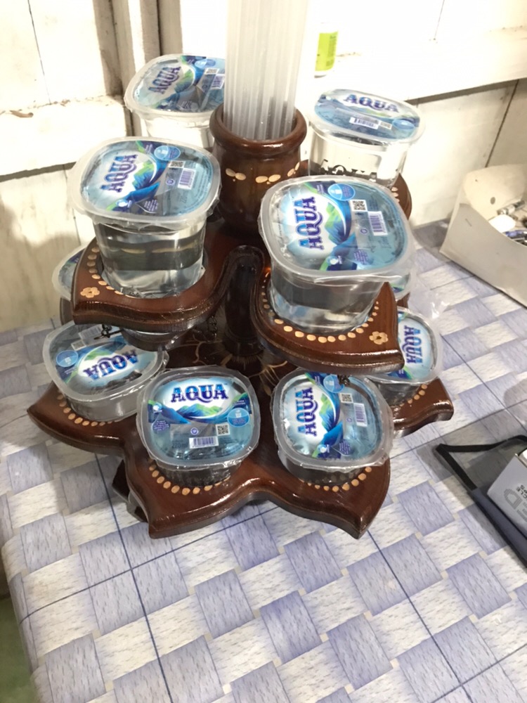 Tatakan / Tempat Aqua Gelas Gelas/air Mineral Kayu 12 Lubang - Teratai