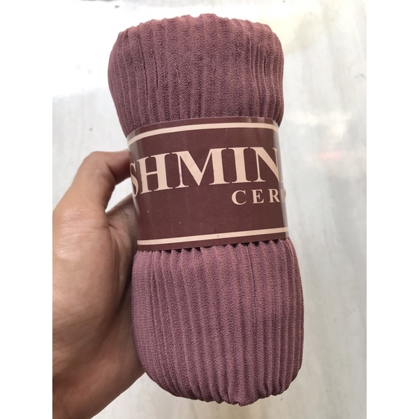 Hijab Pasmina plisket premium / Pasmina Plisket lidi / Pasmina pleated shawl / Pashmina plisket Tanpa Garis Tengah-purple (75x175cm)