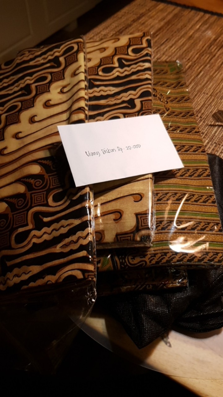Kain Jarik Batik Solo (genes/semi Tulis) Motif Sogan Parang Rusak