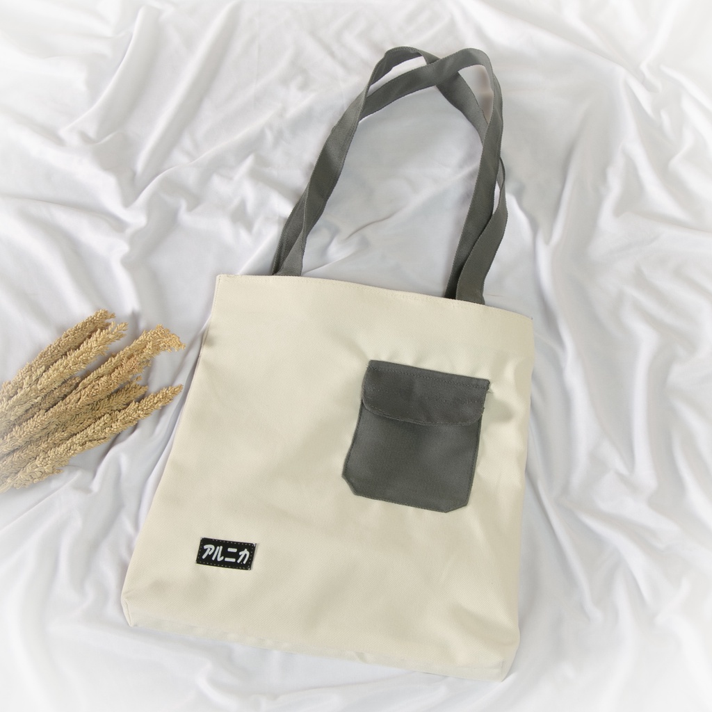 Totebag Aesthetic Resleting Saku Bahan Kain Kanvas