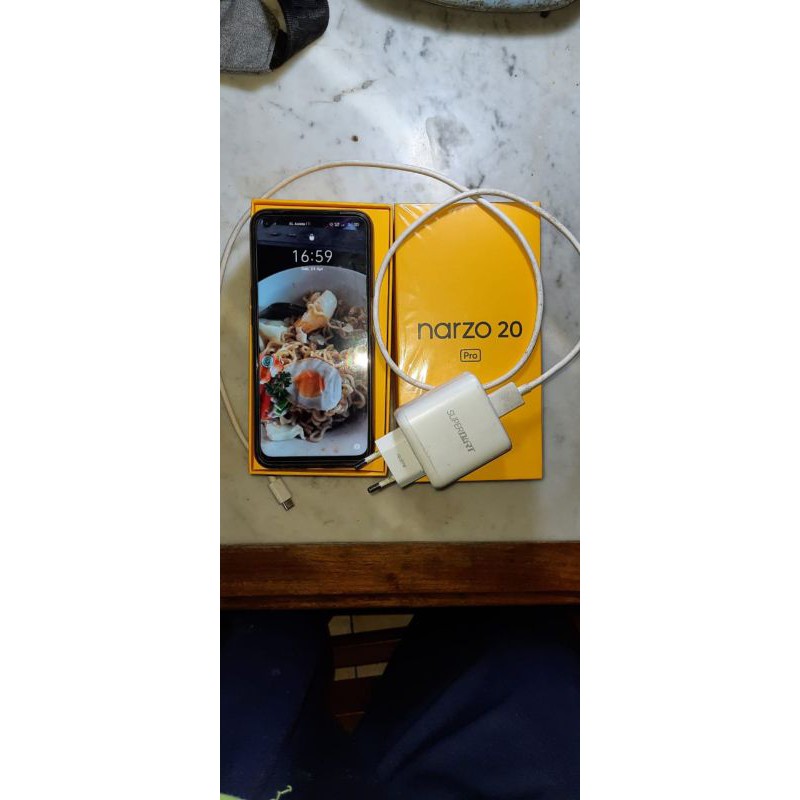 realme narzo 20 pro 8/128