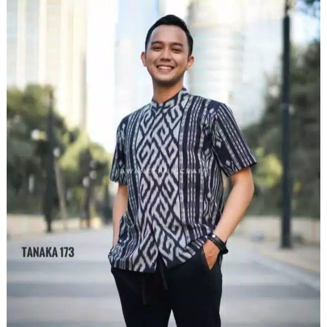 KEMEJA TENUN TORAJA HITAM