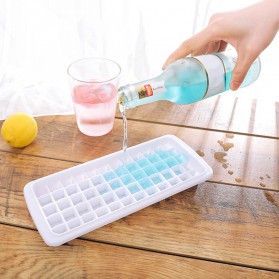 Cetakan Es Batu / Jelly / Agar agar Model Grid Plastic Awet dan kuat (BPA Free) dengan penutup dapat ditumpuk