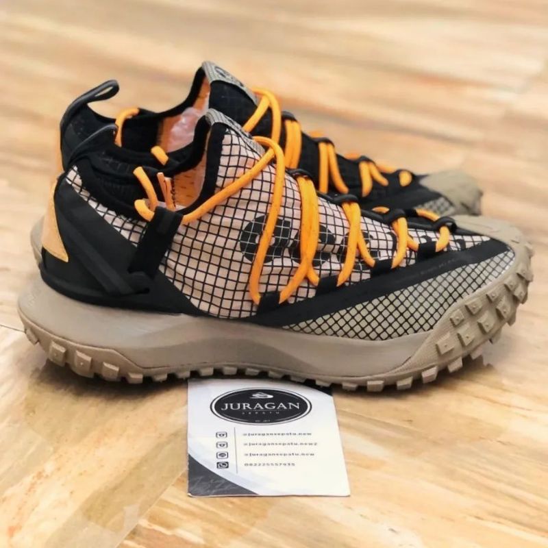 Nike ACG Mountain Fly Low