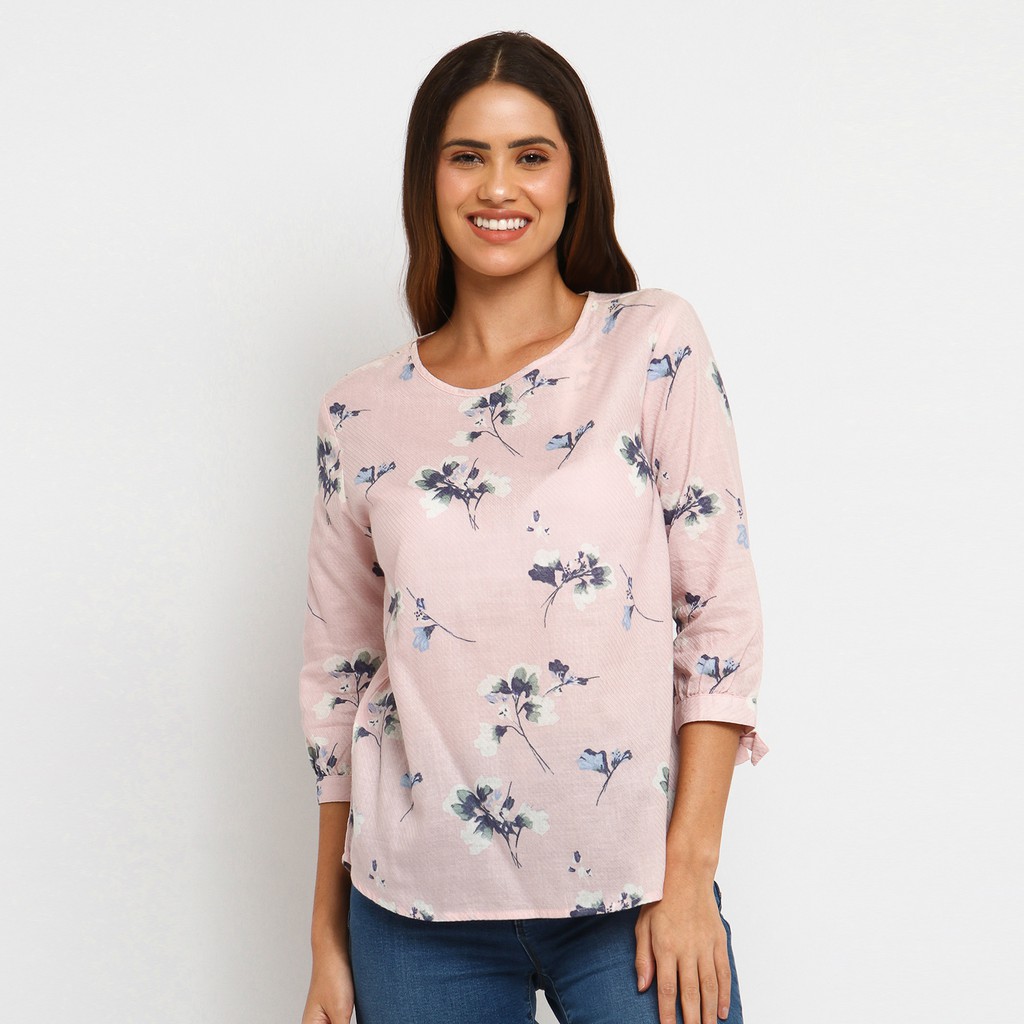 

C2 Eliana Pink Basic Blouse