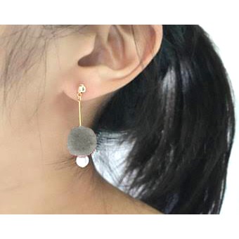 Anting Pompom Wanita - Anting Stud Diamond MISS 68