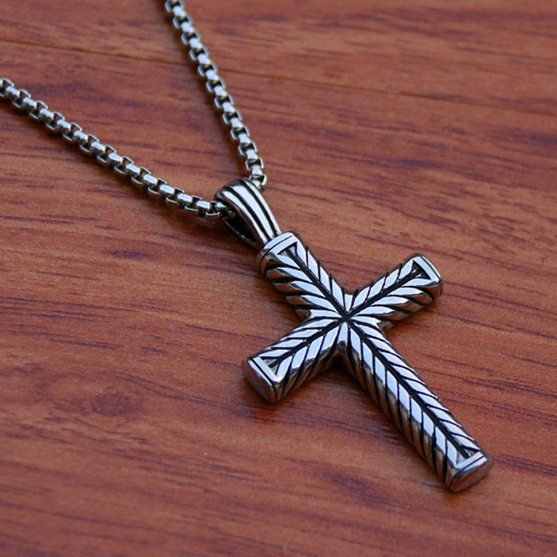 Fancyqube Kalung Choker Liontin Salib Yesus Bahan Stainless Steel Gaya Vintage Untuk Pria Dan Wanita