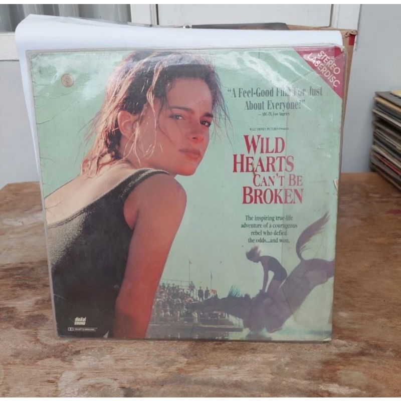 Kaset Laser disc Wild Hearts can't be Broken