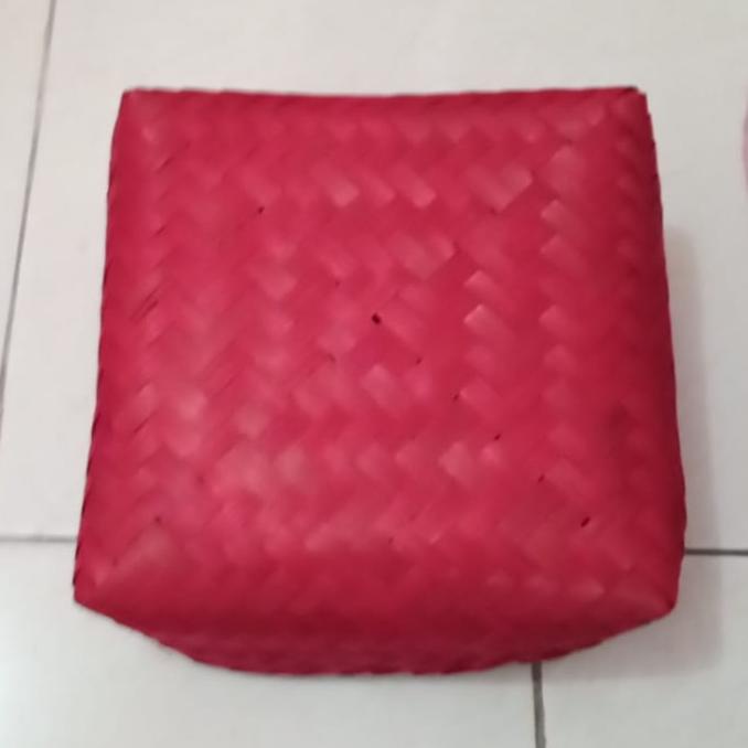 

READY COD Sokase / Hampers / besek warna merah 25 bambu 25x25cm PROMO