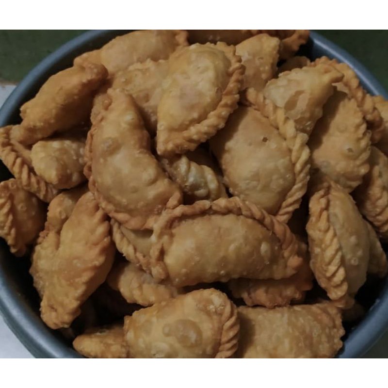 

pastel ami neneng (free sambal kacang)