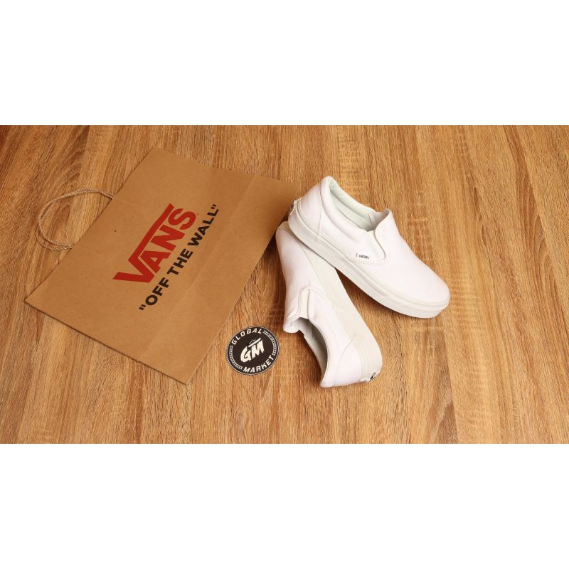 VANS SLIP ON CLASSICS TRUE WHITE PERFECT KICK MADEIN CHINA BNIB