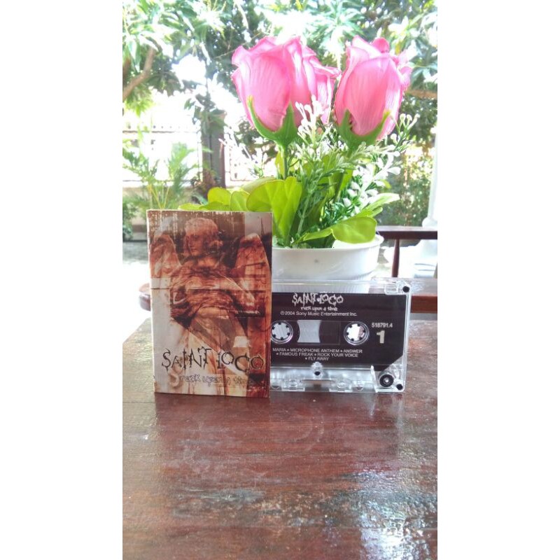 Kaset Pita Saint Loco