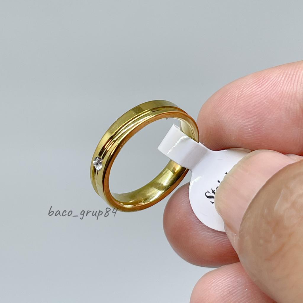 CincinTitanium Gold C23 Mata Satu Awet lama Tidak Karatan Cincin Tunangan Cincin Kawin