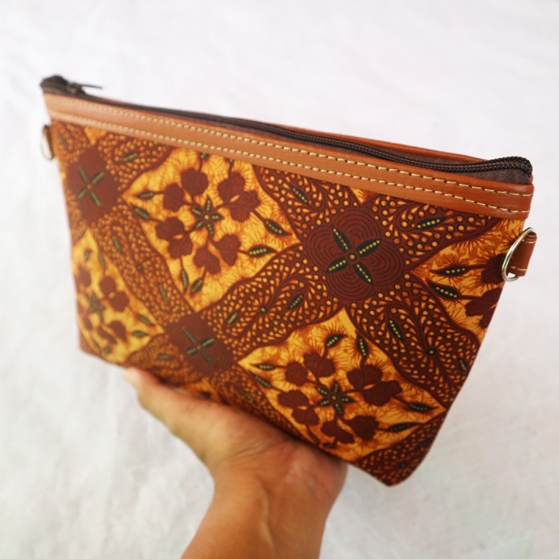 Tas Selempang Batik / Slingbag Batik Motif Sogan