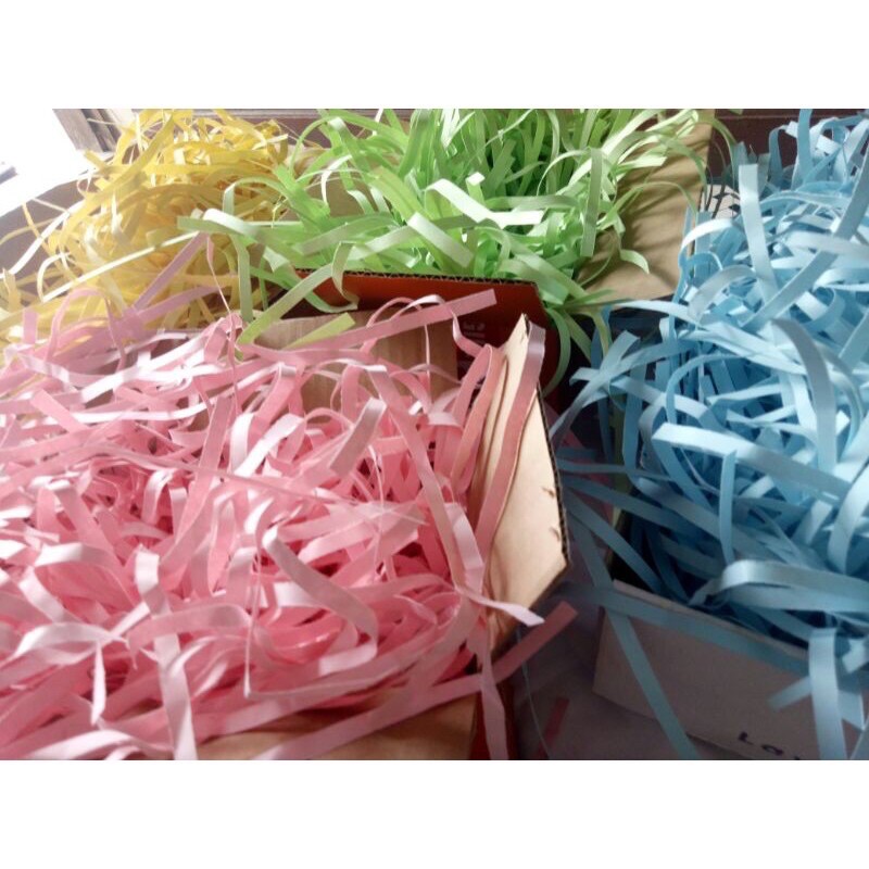

Kertas serut warna, kertas kado giftbox hampers
