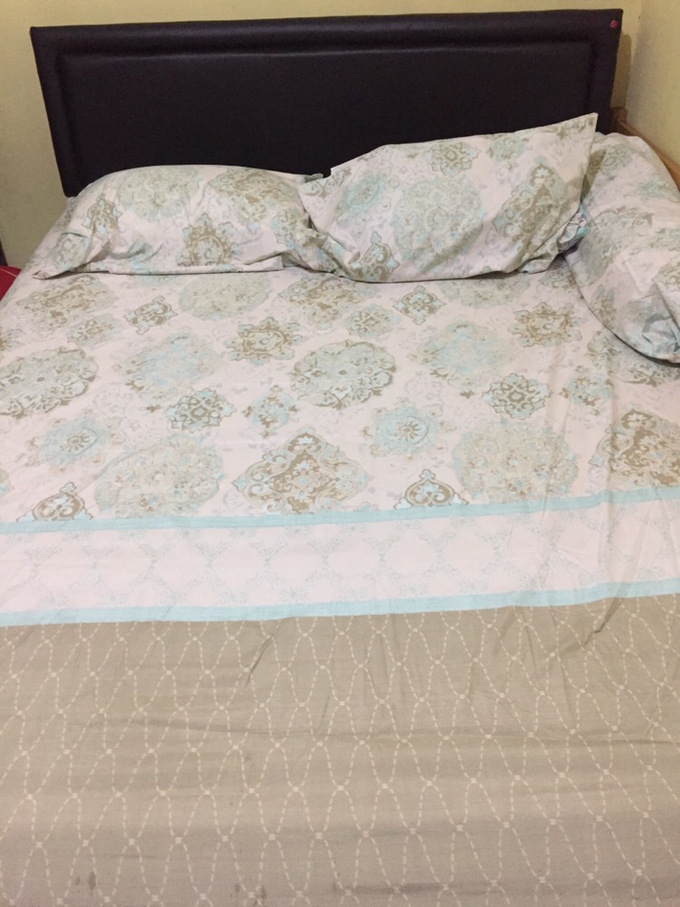 Bedcover + Seprai Set