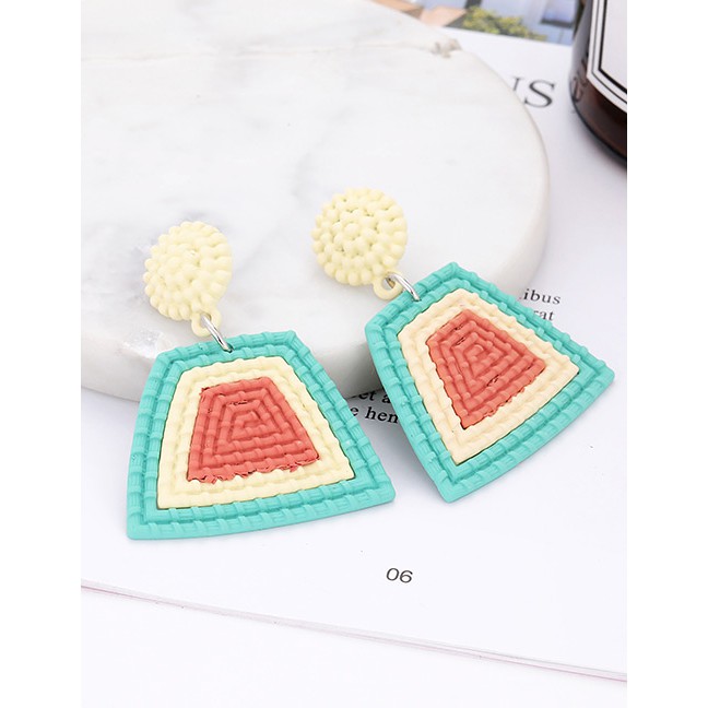 LRC Anting Tusuk Fashion Alloy Geometric Color Matching Earrings F40606