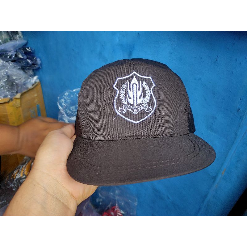 topi  satpam