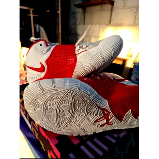 Sepatu Basket Kyrie 6 University Red/White Original