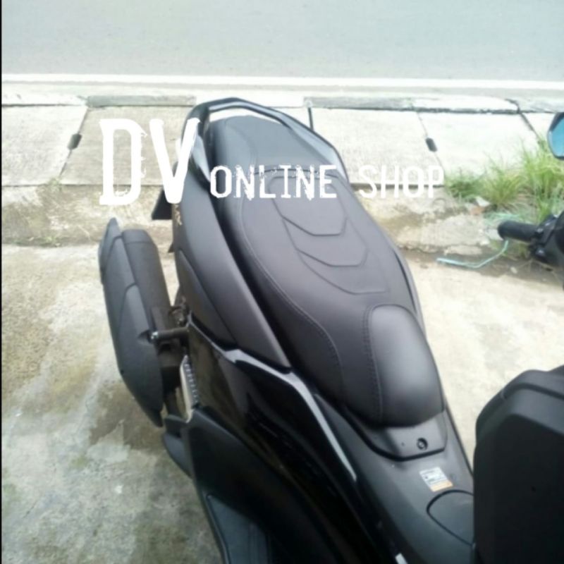 kulit jok nmax 2020 / 2021 dan OLD aksesoris nmax