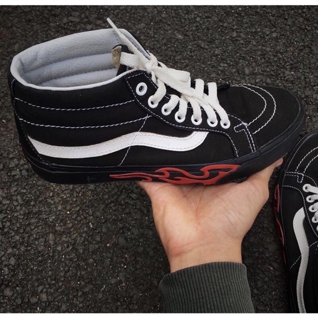 SK8 Mid Reissue (Flame Cut Out) Black/Black