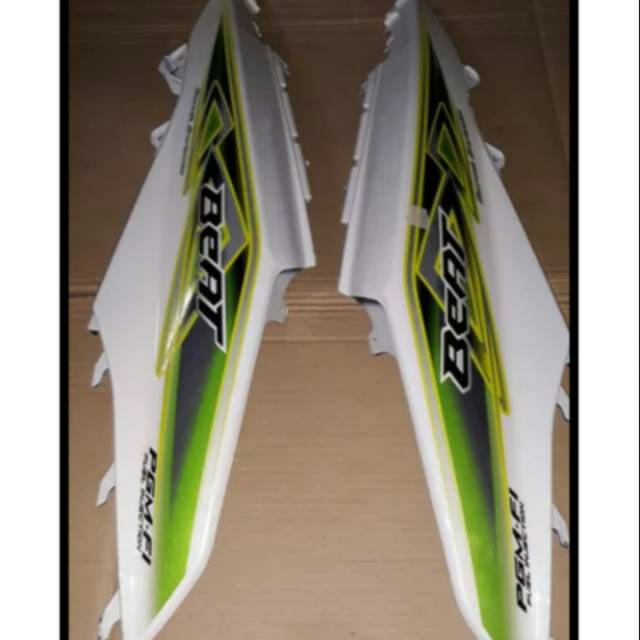 Body samping beat fi putih lis hijau 2013 2014