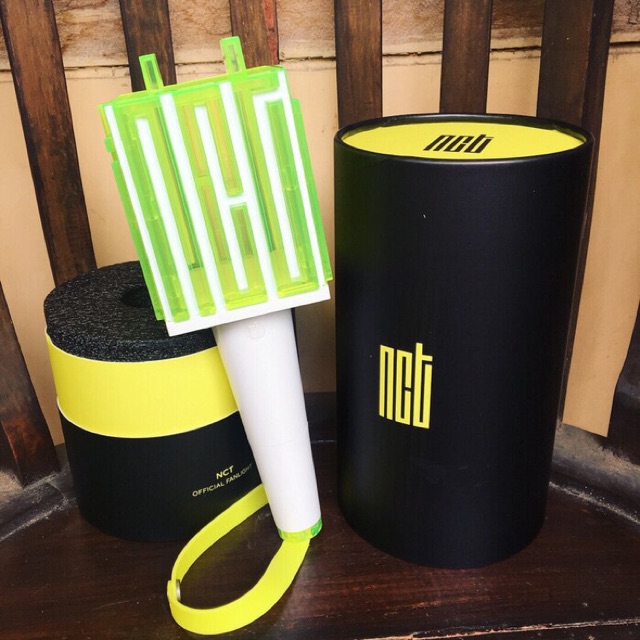 NCT OFFICIAL LIGHTSTICK