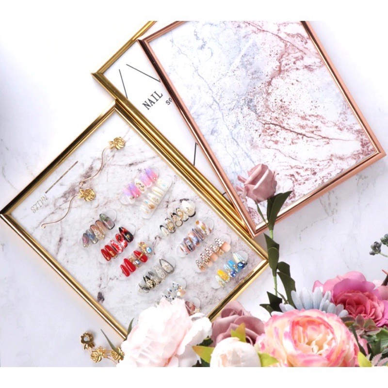 Frame gold display nailart / bingkai foto gold hasil nail art kuku palsu display frame kupal