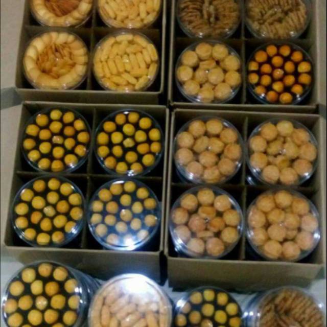 

Kue kering Lebaran rarashop