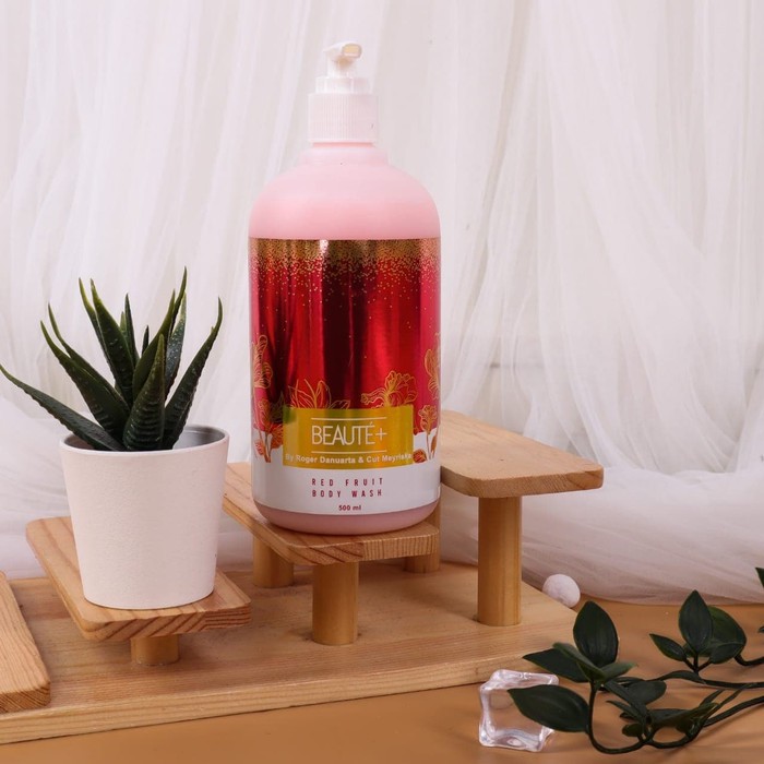 Beaute+ Red Fruit Body Wash by Roger & Cut Meyriska | Beaute Plus