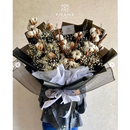 Buket Bunga / Bunga kering / Bunga wisuda / Bunga lamaran