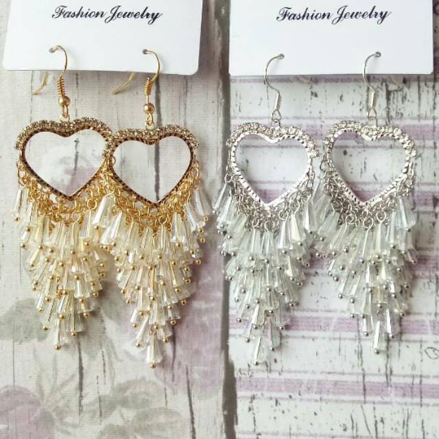 Anting Import Love Kristal ( Pasang )