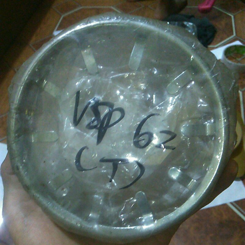 ring lampu depan vespa vbb nos,bukan ori