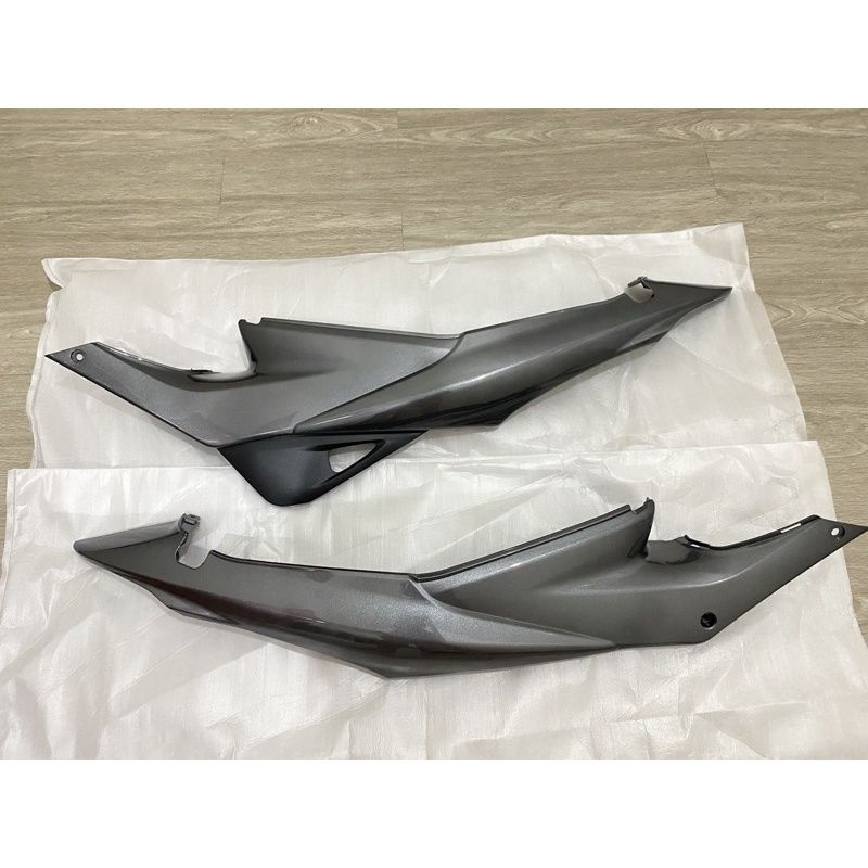 Cover dek bodi body belakang abu putih merah biru hitam SUZUKI SATRIA F FU CBU THAILAND BARONG kuali