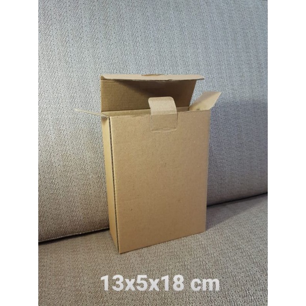 

Kardus Box uk. 13x5x18 cm Kotak Karton Die Cut
