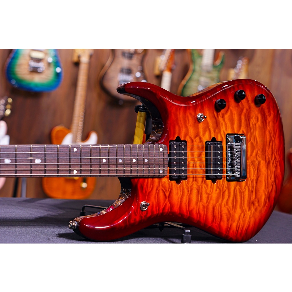 Ernie Ball Music Man John Petrucci JP6 - Dragon Blood Quilt G98456