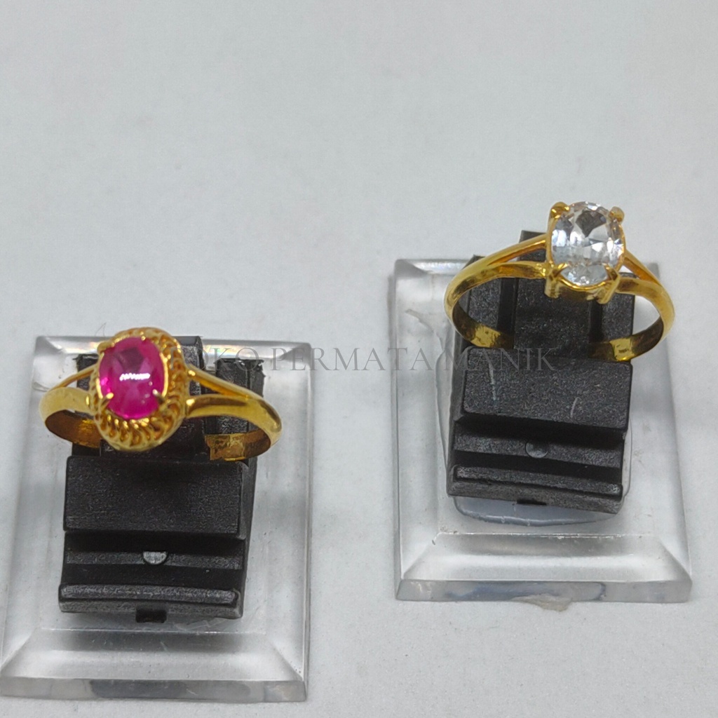 Cincin Pink/White Alexandrite Wanita