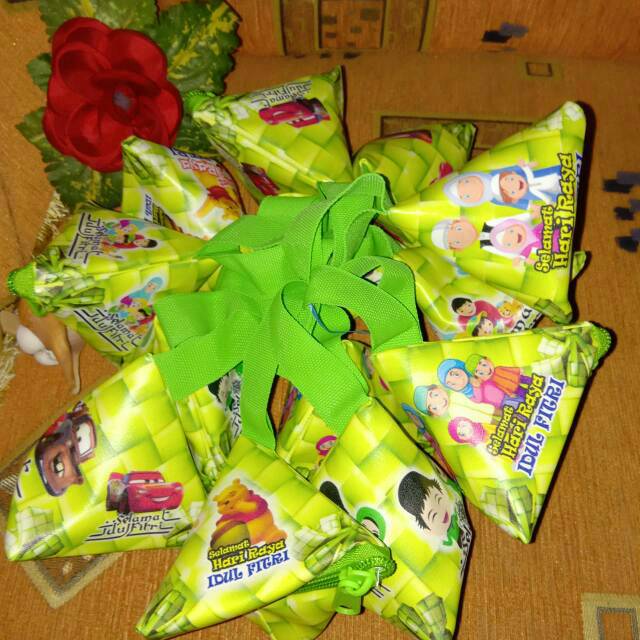 

1800 per pisnya Dompet ketupat lebaran (MINIM 50pcs) | Amplop lebaran IDUL FITRI - dompet segitiga