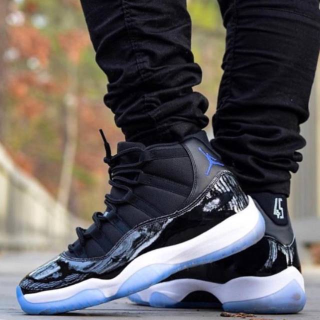 space jam nike air jordan