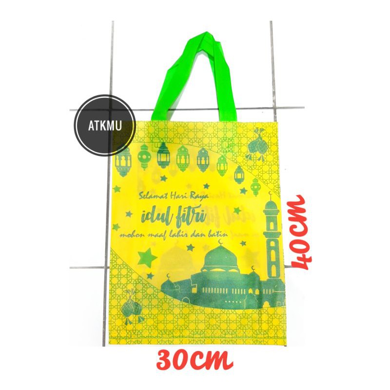 

Tas Wilco Idul Fitri 30x40cm Bingkisan / Tas Spunbond / Goodie Bag