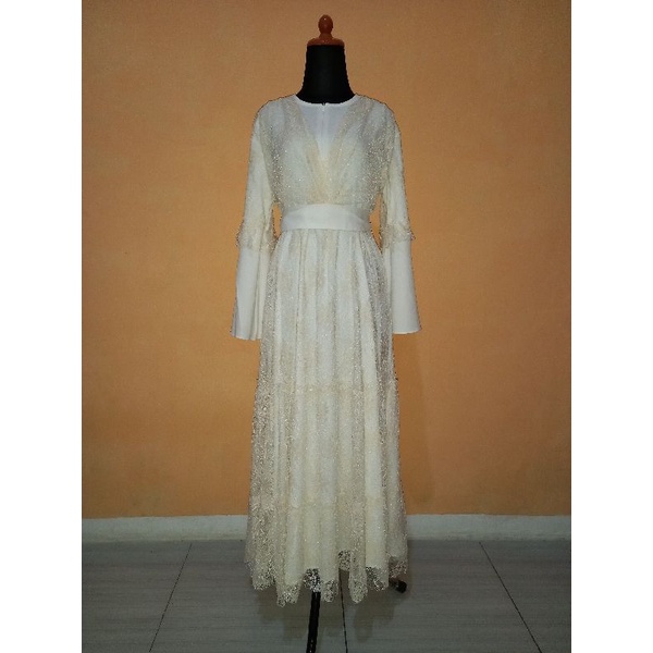 Brocade Vintage Dress Brukat Broken White size L Kinarascarves Preloved