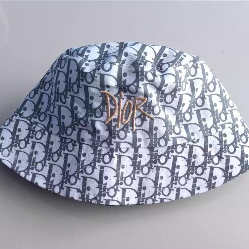 Topi Bucket Hat Dior untuk Pria atau Wanita Kualitas Premium kekinian 2022