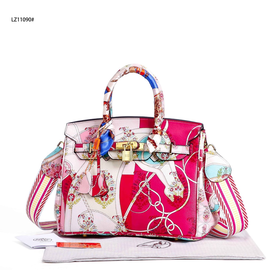 HB 30 Printed Edition Togo Handbag TCLZ11090