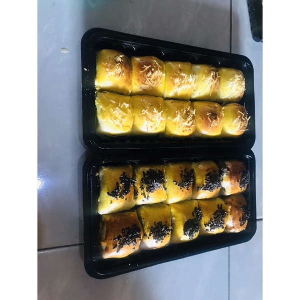 

bolen keju coklat lumer dan pisang coklat lumer