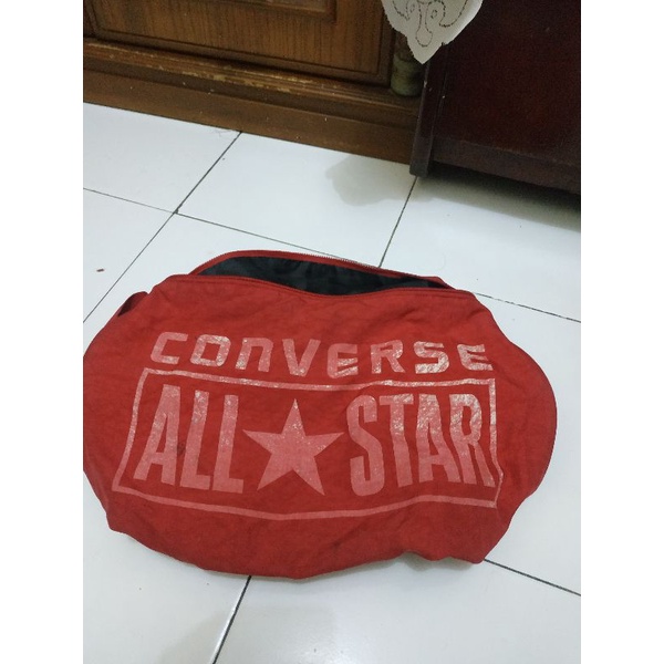 Tas Slempang Tabung Converse Original