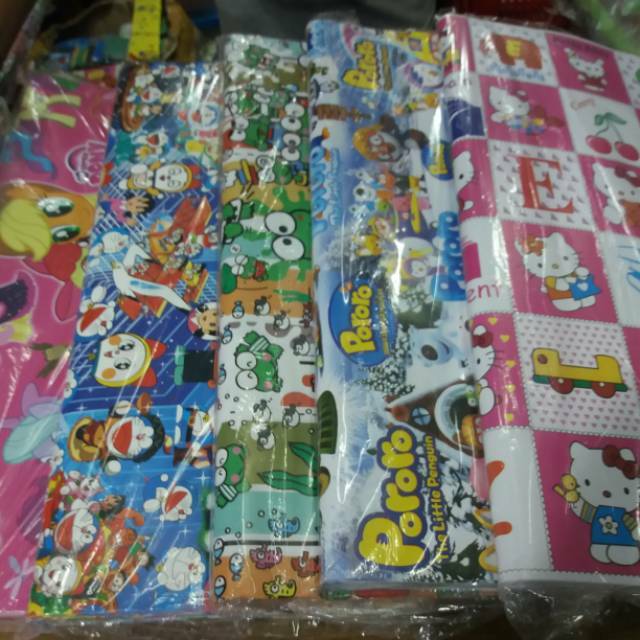 

Kertas Kado Karakter (10 Lembar)