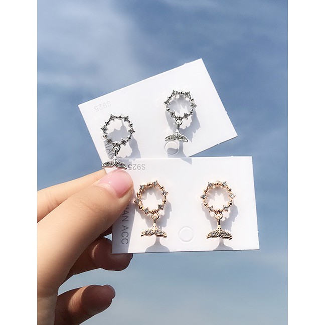 LRC Anting Tusuk Fashion Mermaid Diamond Ring Earrings D68244