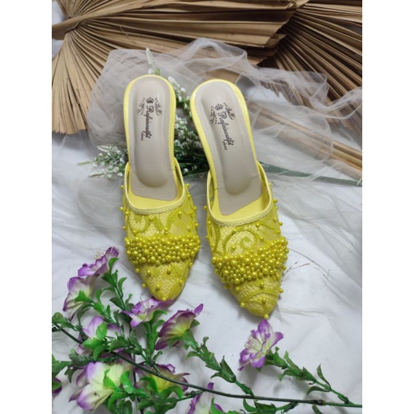 sepatu Alissa lemon tinggi 7cm.