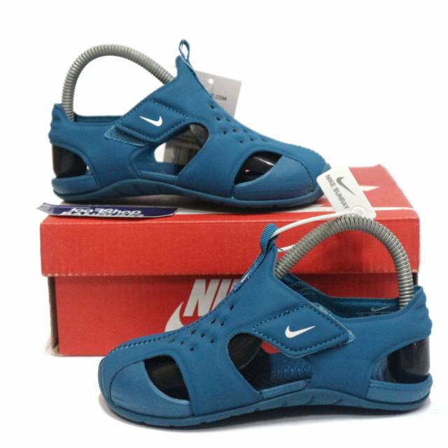 nike slides wide width